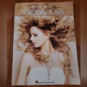 Taylor Swift Fearless Easy Guitar Paperback